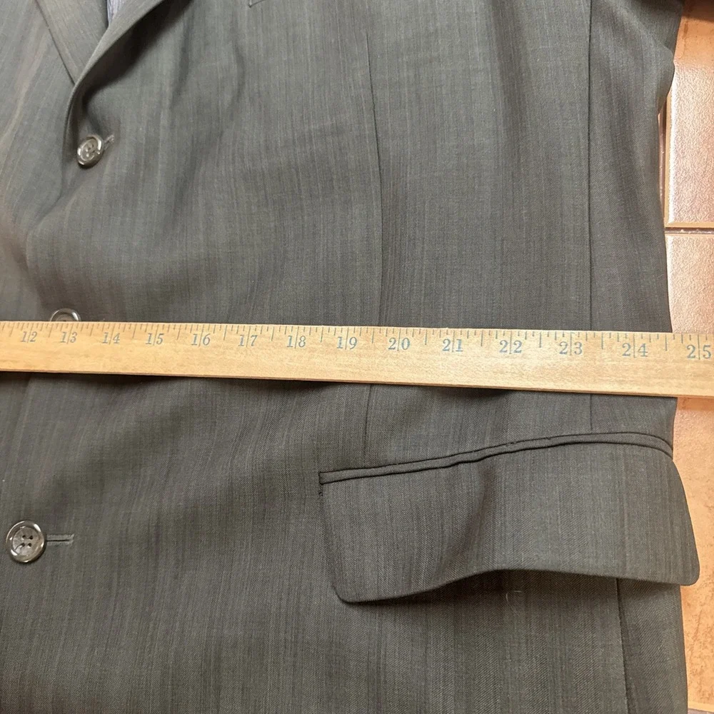 Caravelli Super 150's Suit 48R Green Stripe Jacket Pants 42 x 32 Poly Viscose